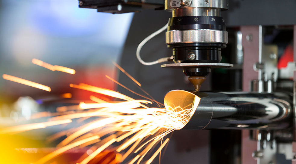 Chuck for laser pipe cutting machine